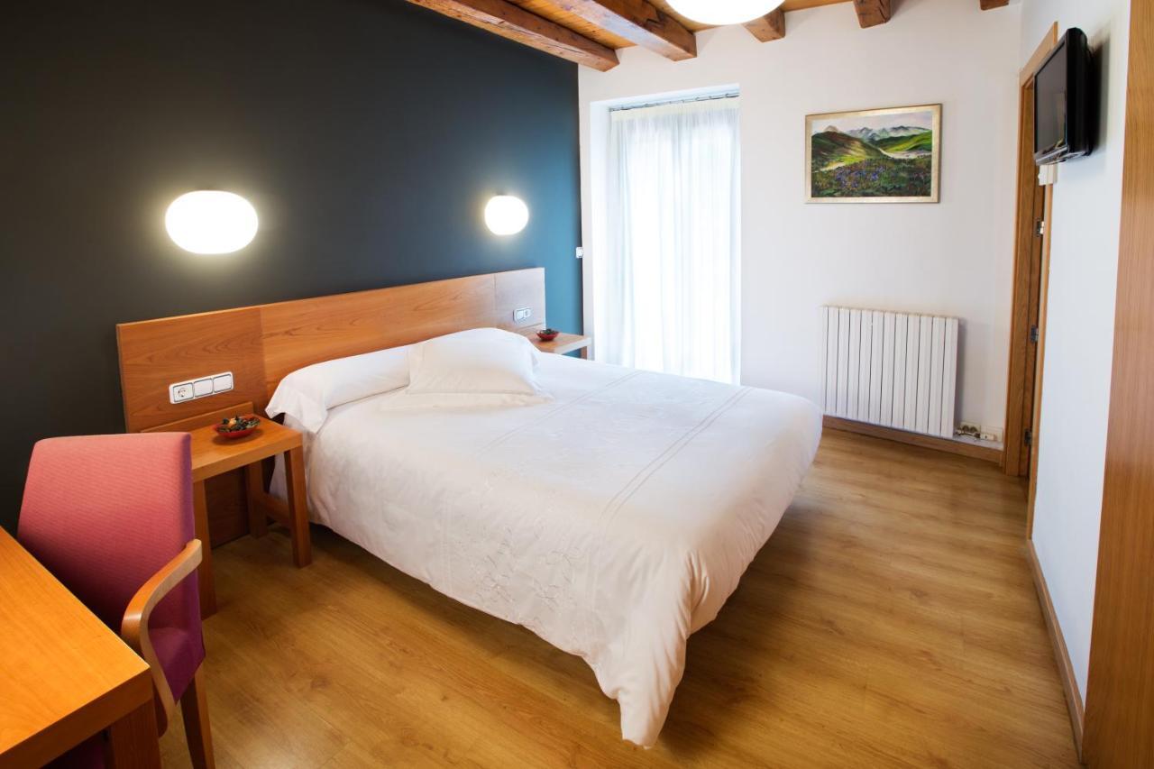 Hotel Rural Cal Miquel 2*